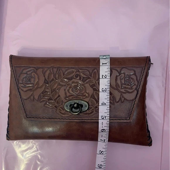 Jaac Arnold Leather Tooled Clutch Bag - Picture 6 of 14